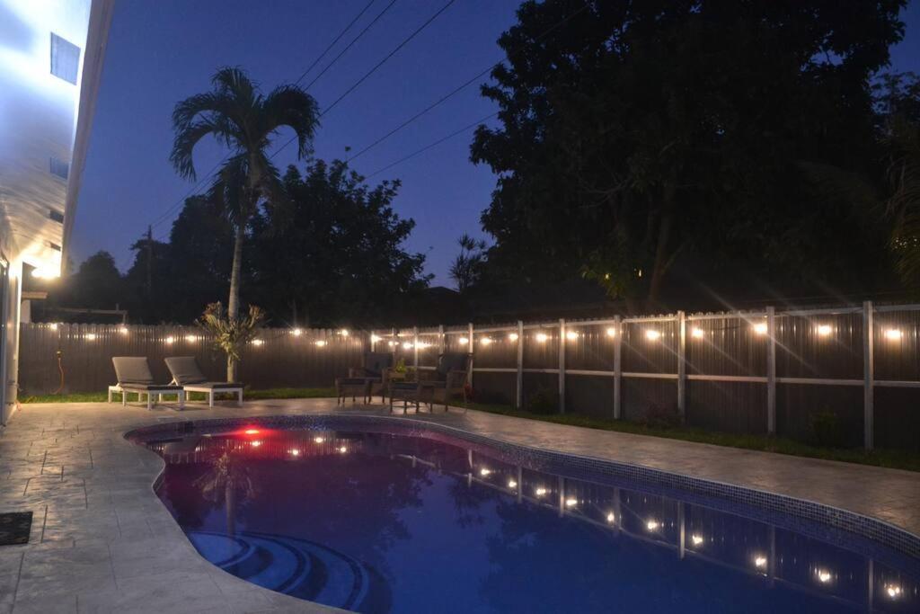 Spacious 4 Bedrooms, 2 Bathroom House With Pool Miramar Extérieur photo